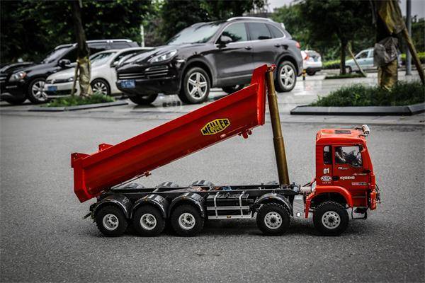 从“单反穷三代”到“模型毁一生” —— 一辆KNEX RC造价14万的汽车背后